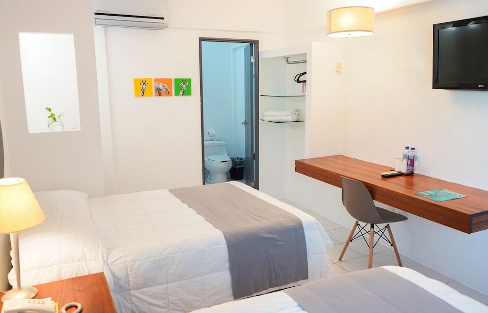 Tryp By Wyndham Chetumal Hotel Exterior photo