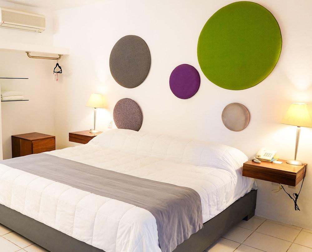 Tryp By Wyndham Chetumal Hotel Exterior photo